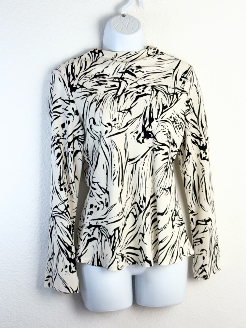 Nordstrom Rack Black & Cream Abstract Print Long Sleeve Blouse Sz XS